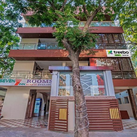 Treebo Seven Inn Tirupati Exteriör bild